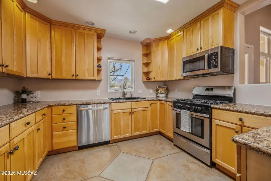 2202 N Conestoga, Tucson, AZ 85749 - #3