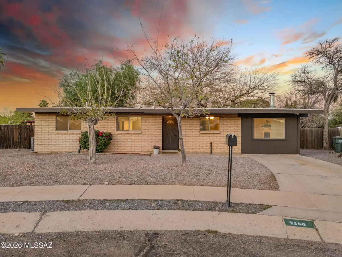 2568 W Calle Genova, Tucson, AZ 85745 - #1