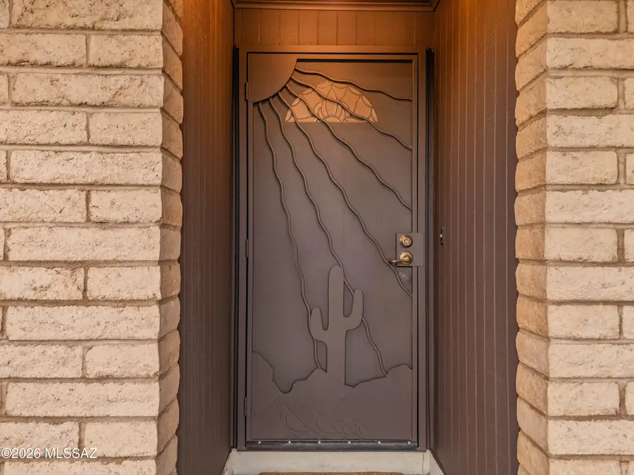 2568 W Calle Genova, Tucson, AZ 85745 - #3