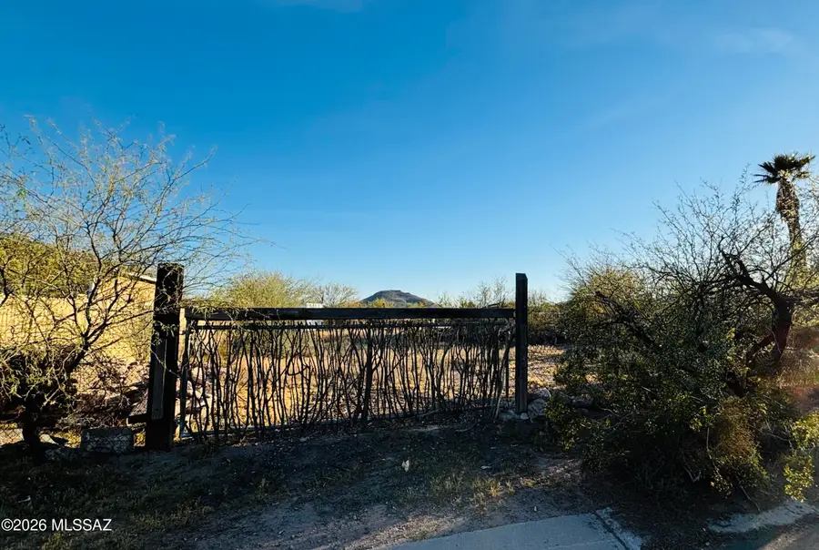 1415 W Riverview, Tucson, AZ 85745 - #2