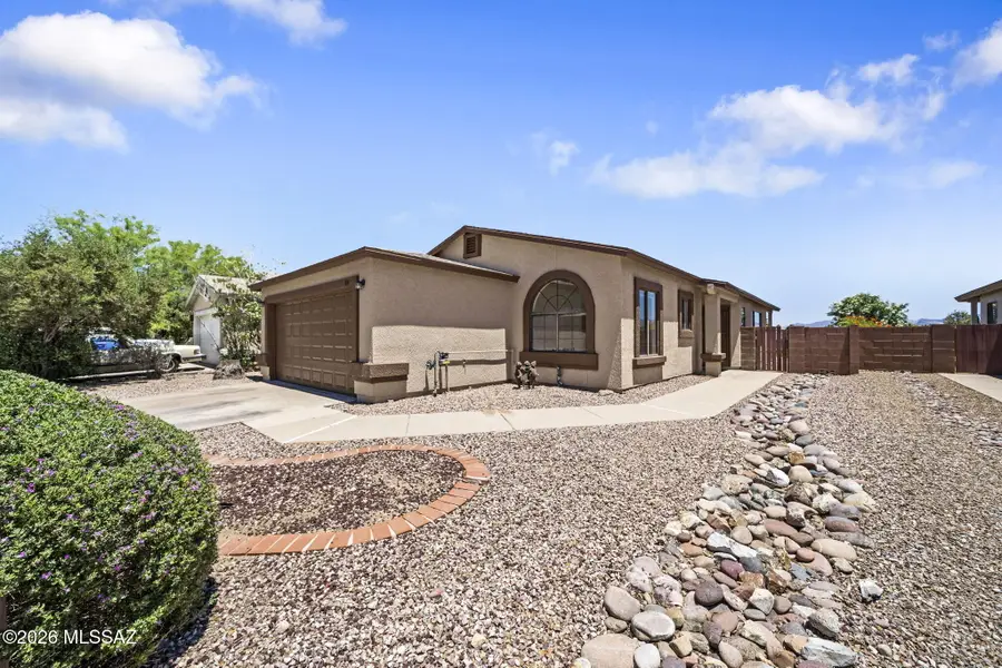 184 E Camino De Diana, Green Valley, AZ 85614 - #2