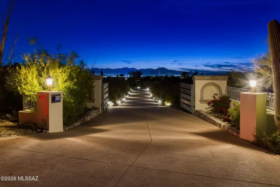 5151 N Calle Ladero, Tucson, AZ 85718 - #2