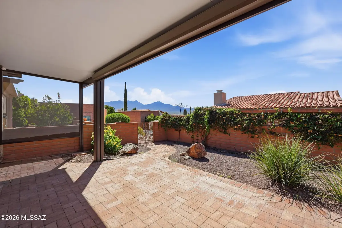 1331 W Calle Serrano, Green Valley, AZ 85622 - #1