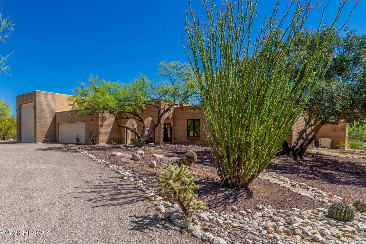 3842 N Calle Hondonada, Tucson, AZ 85750 - #1