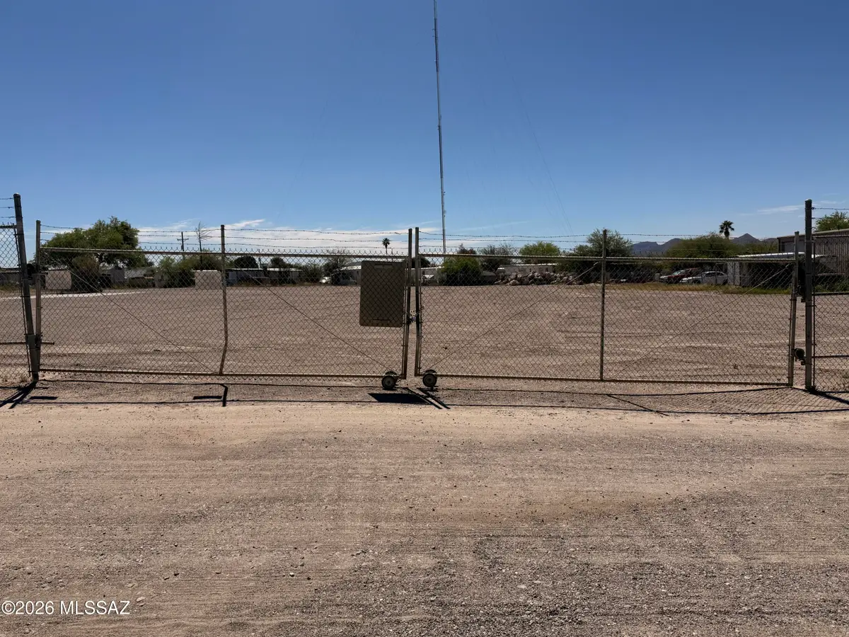 2425 W Wave Hill, Tucson, AZ 85705 - #1