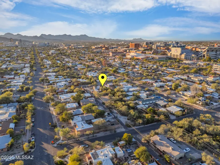 230 N Warren, Tucson, AZ 85719 - #3