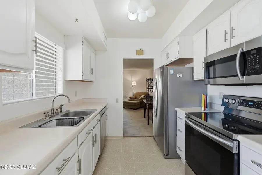 305 N Calle De Las Profetas, Green Valley, AZ 85614 - #3