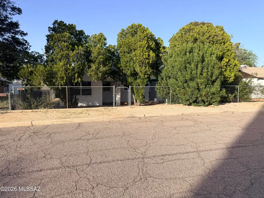 258 W Bonita, Benson, AZ 85602 - #2