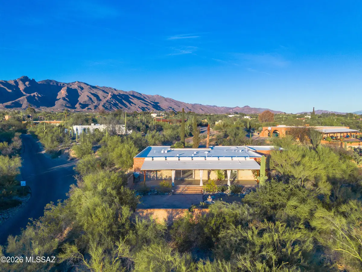 1600 E Entrada Quinta, Tucson, AZ 85718 - #1