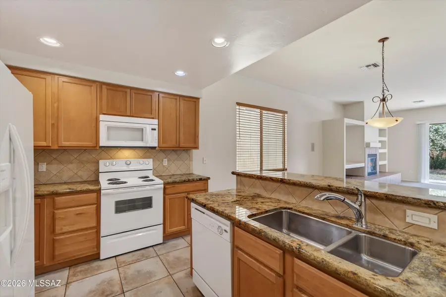 2516 N Yellow Flower, Tucson, AZ 85715 - #2