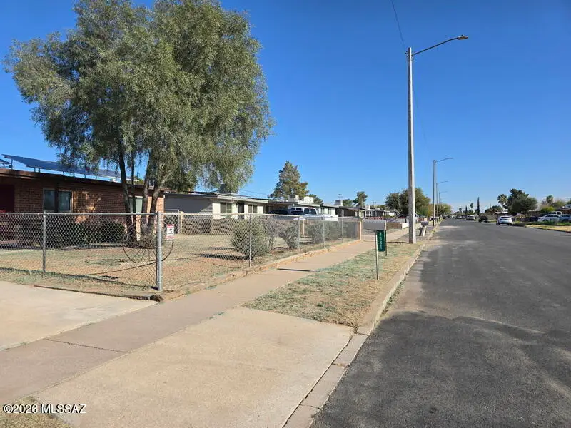 3631 E Frankfort, Tucson, AZ 85706 - #2