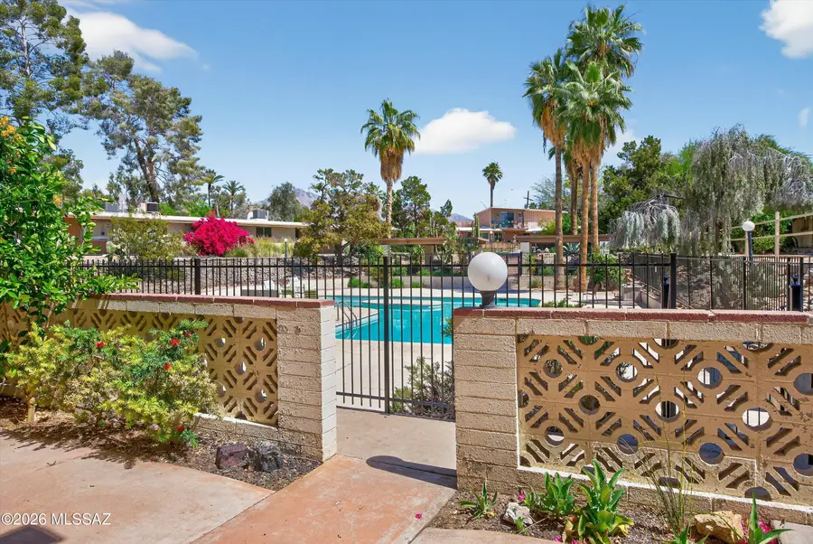 5901 N Oracle, Tucson, AZ 85704 - #3