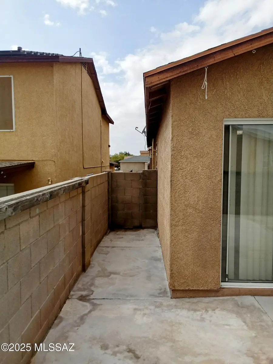 7363 S Bolingbroke, Tucson, AZ 85746 - #3