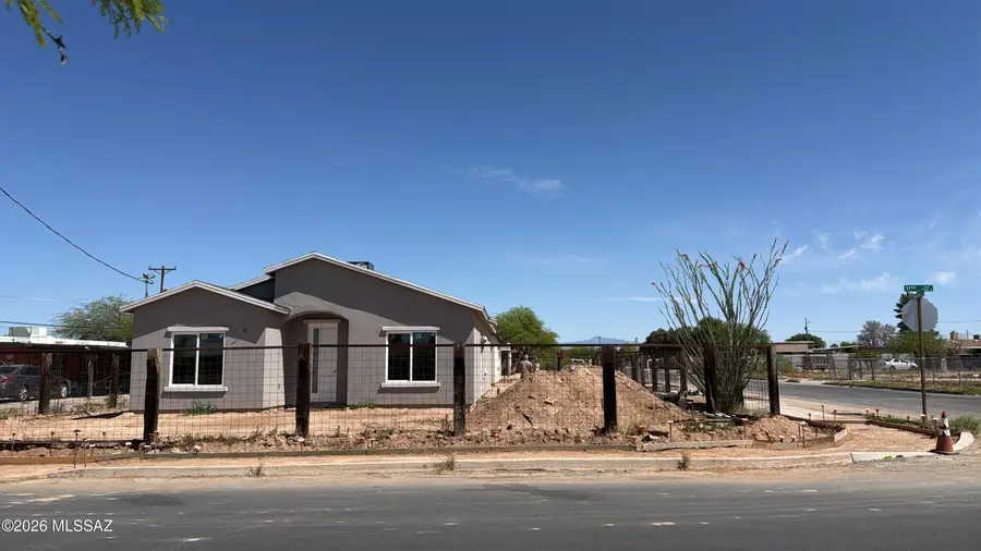 466 W Wyoming, Tucson, AZ 85706 - #2