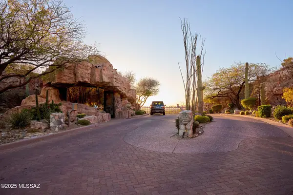 7351 N Secret Canyon, Tucson, AZ 85718