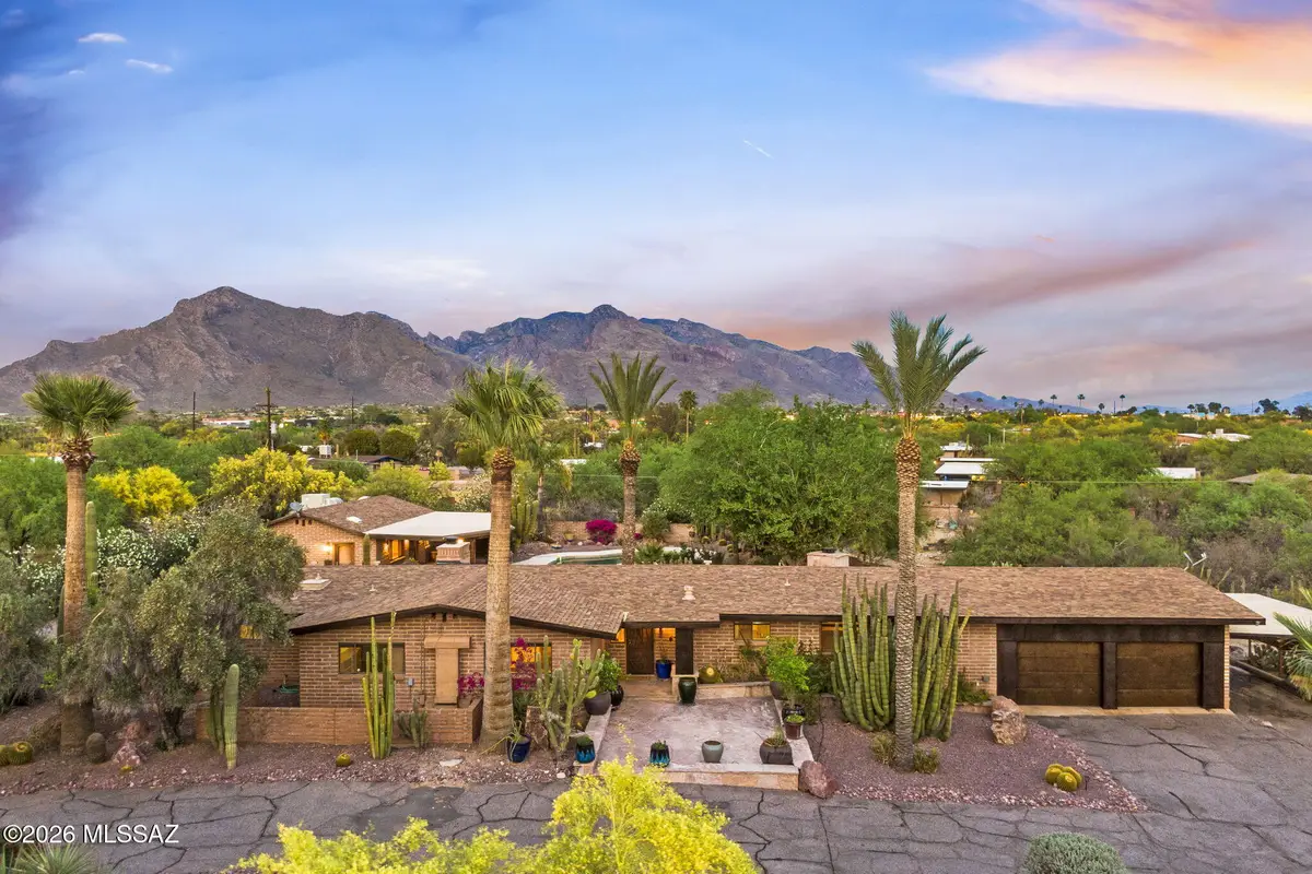 7032 N Va Pisa, Tucson, AZ 85704 - #1