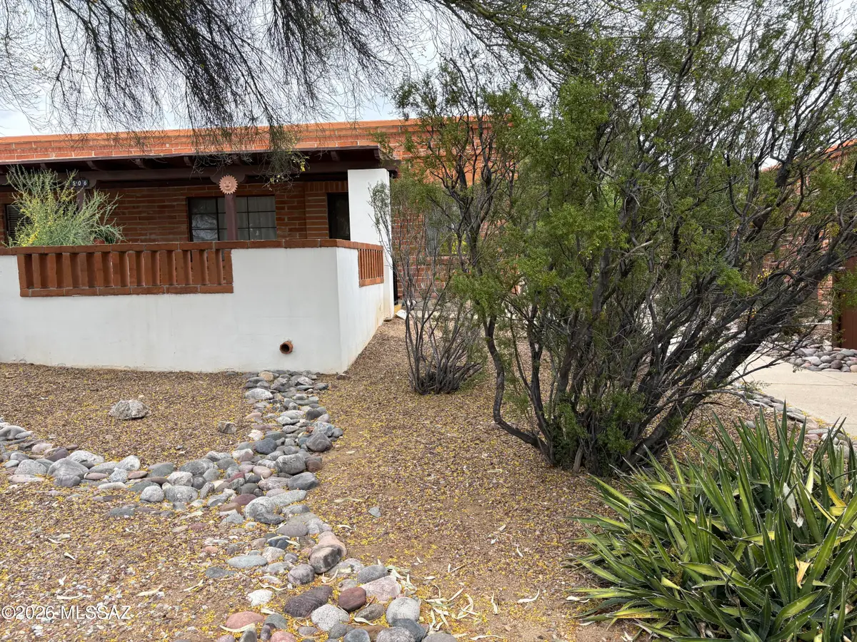 506 W Camino Penasco, Green Valley, AZ 85614 - #1