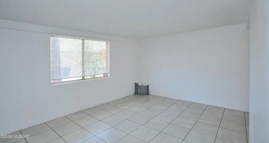 3663 E Ellington, Tucson, AZ 85713 - #3