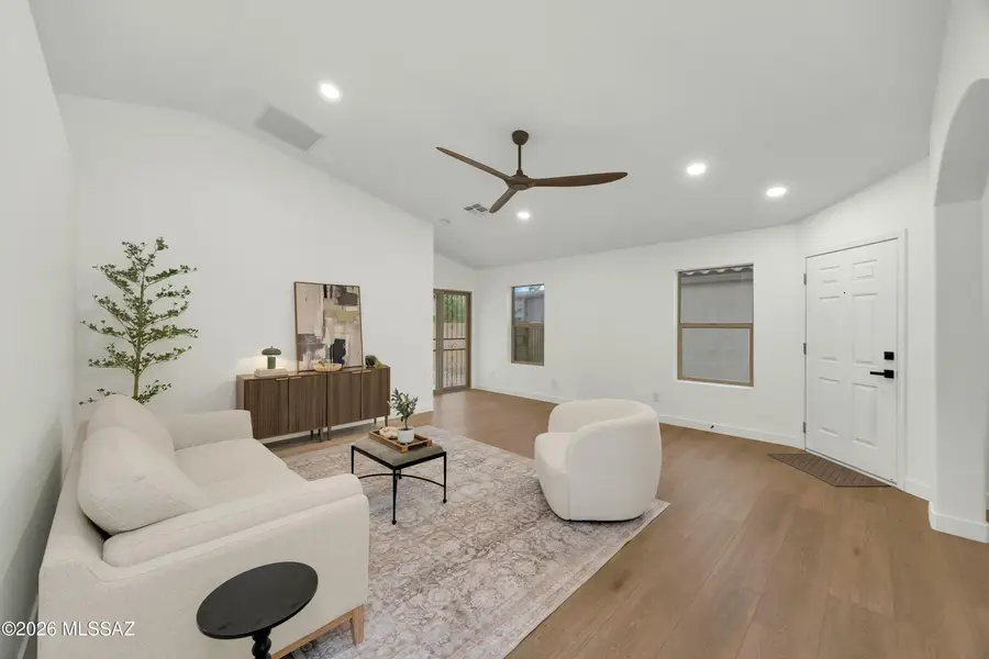 7898 W Sacramento Hill, Tucson, AZ 85743 - #3