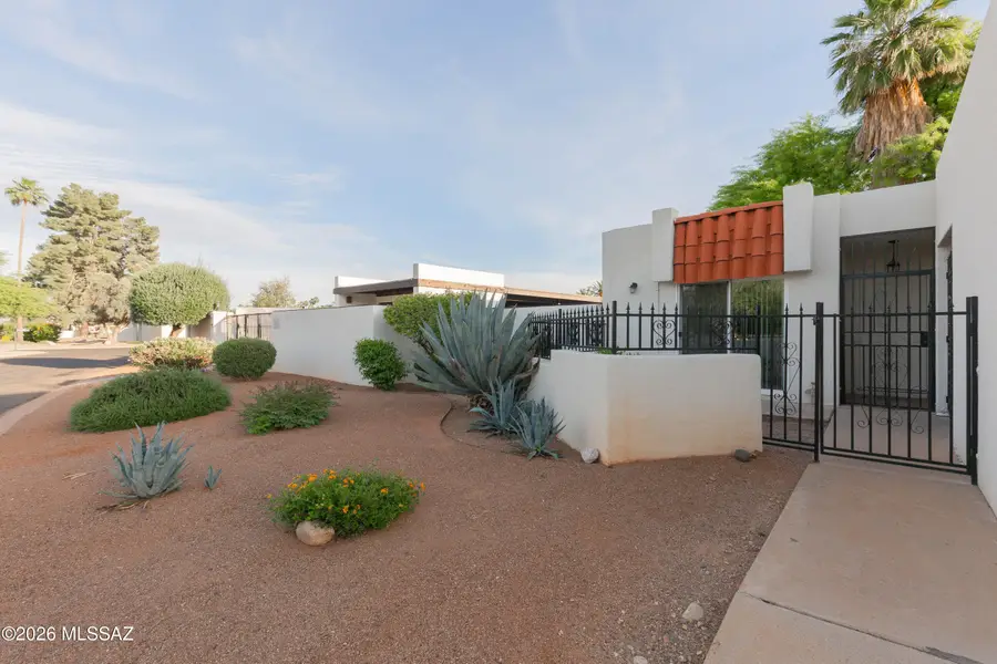 6698 E Paseo Dorado, Tucson, AZ 85715 - #2