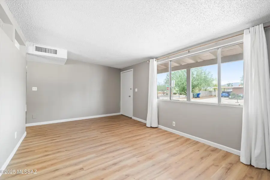 7902 E Winnepeg, Tucson, AZ 85730 - #3