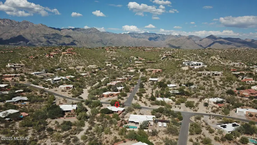 3841 N Four Winds, Tucson, AZ 85750 - #3