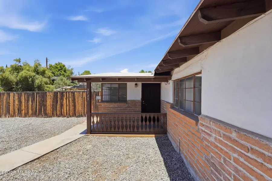 2721 E Fort Lowell, Tucson, AZ 85716 - #3