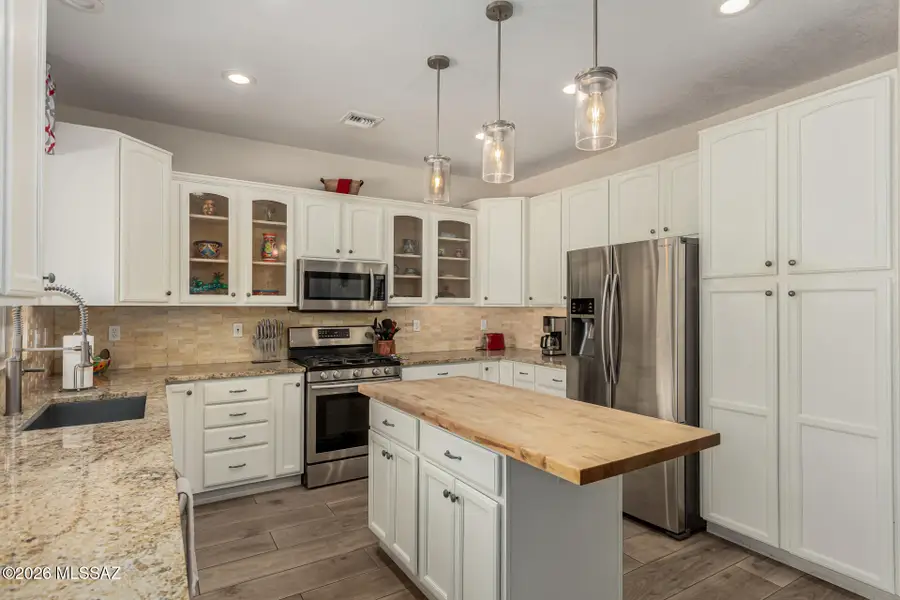 1382 W Sundial, Oro Valley, AZ 85737 - #2