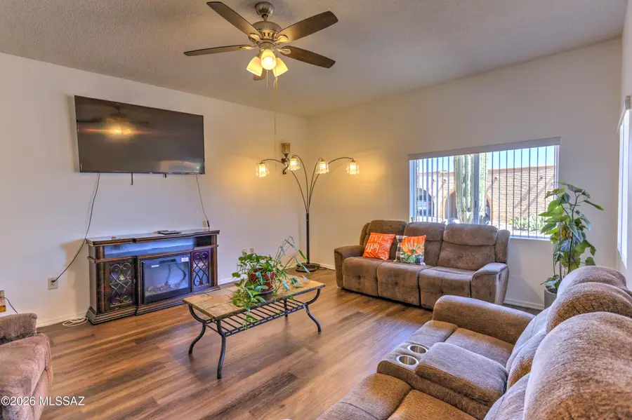 1435 W Calle Pueblo, Green Valley, AZ 85622 - #3