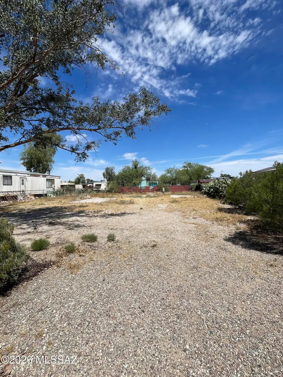 2716 W Golda, Tucson, AZ 85705 - #3