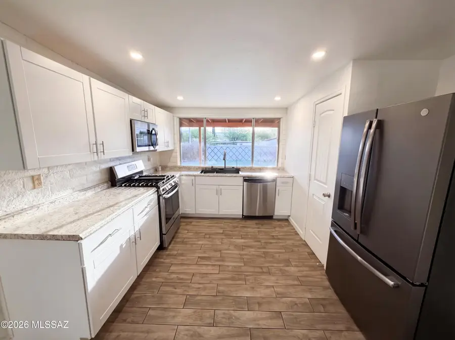 8421 E Balfour, Tucson, AZ 85710 - #2