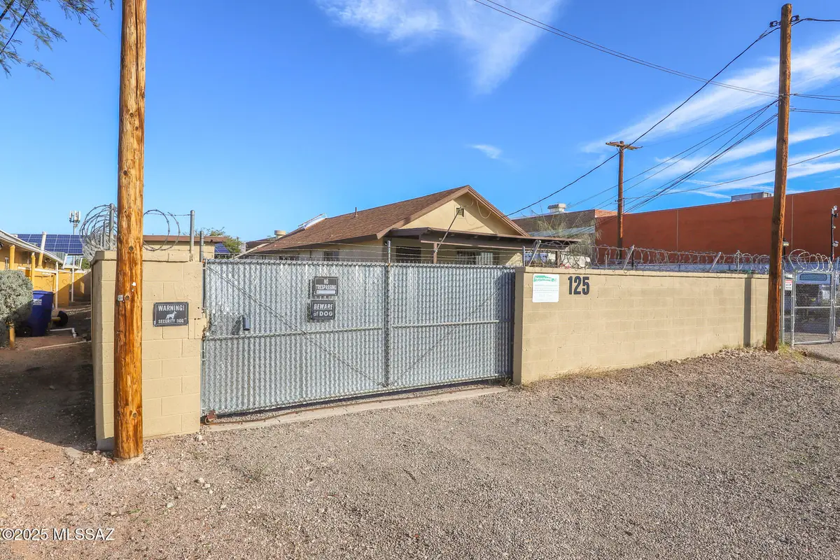 125 E Flores, Tucson, AZ 85705 - #1