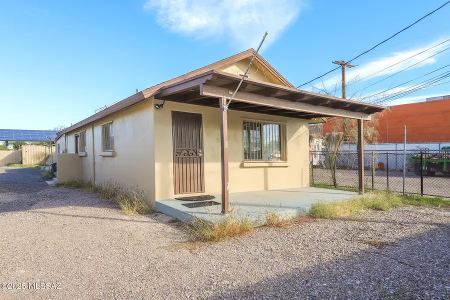125 E Flores, Tucson, AZ 85705 - #3