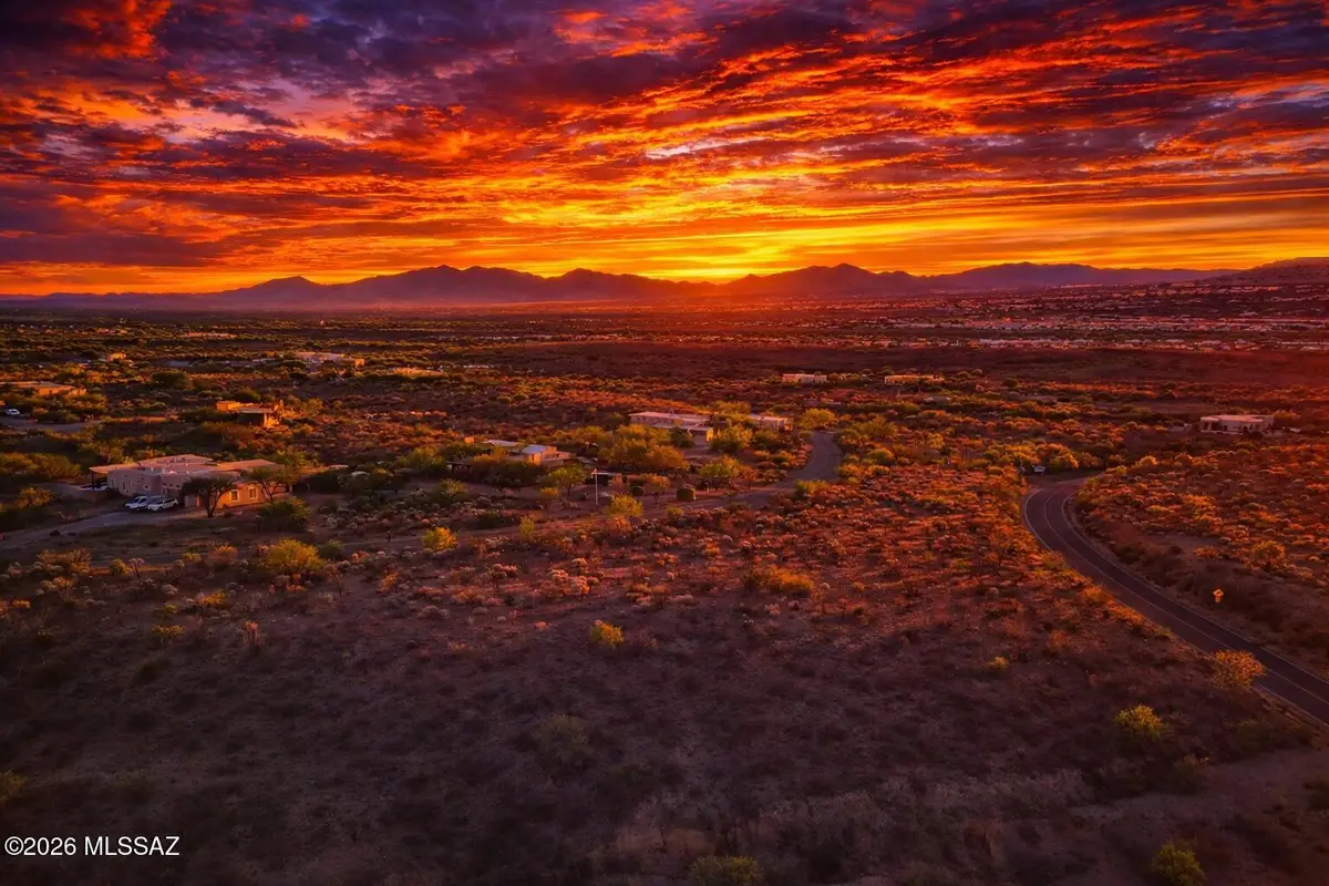 770 E Canyon Rock, Green Valley, AZ 85614 - #1