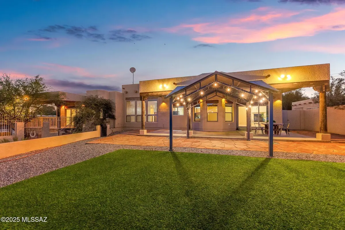 2330 N Bonanza, Tucson, AZ 85749 - #1