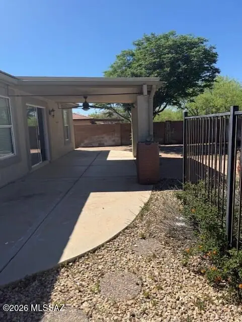 3553 E Canter, Tucson, AZ 85739