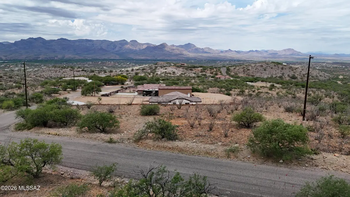 1554 Via San Cayetano, Rio Rico, AZ 85648 - #1