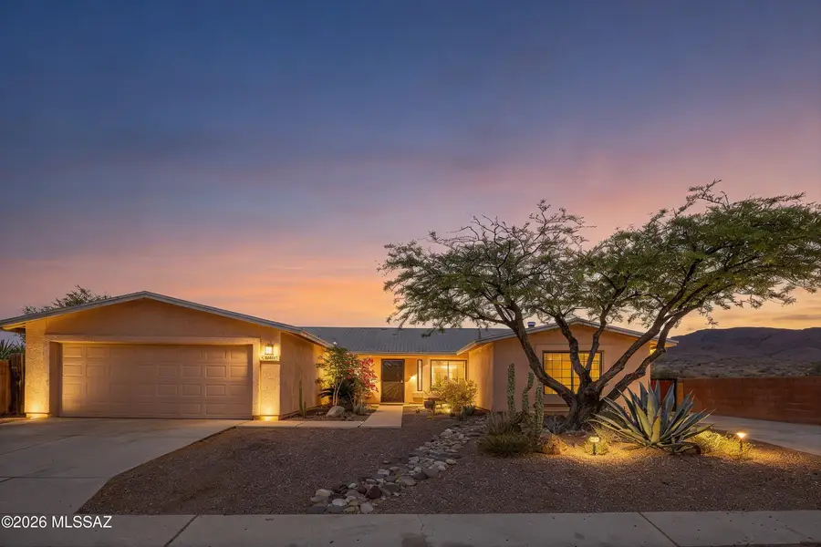 8721 N Chinaberry, Tucson, AZ 85742 - #3