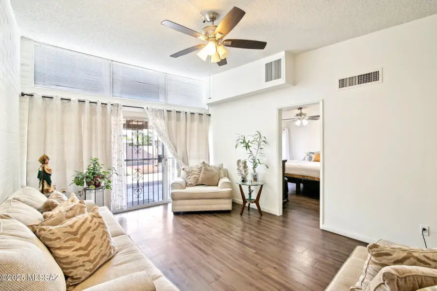 914 W Wedwick, Tucson, AZ 85706 - #2