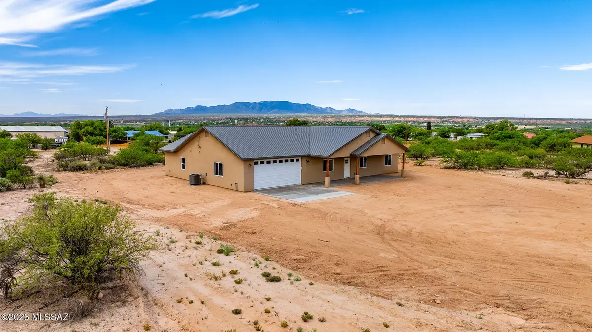 1237 E Desert Sky, Benson, AZ 85602 - #1