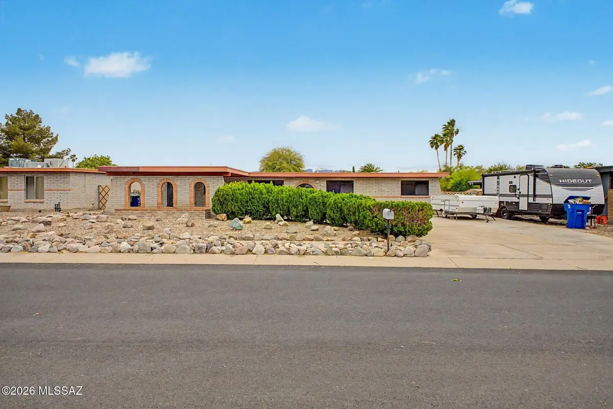 3241 S Hearthstone, Tucson, AZ 85730 - #1