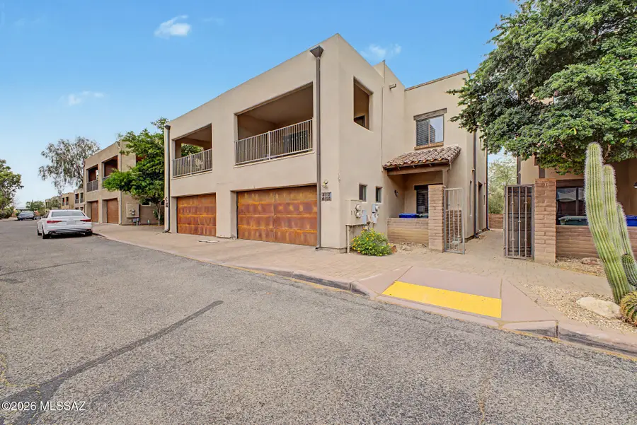 4112 N Thurston, Tucson, AZ 85705 - #2