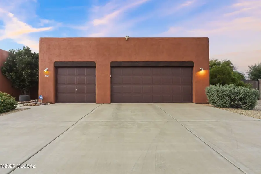 8070 W Crowned Eagle, Tucson, AZ 85757 - #2