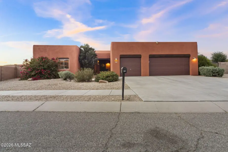 8070 W Crowned Eagle, Tucson, AZ 85757 - #3