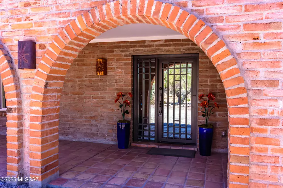 1300 E Va Entrada, Tucson, AZ 85718 - #3