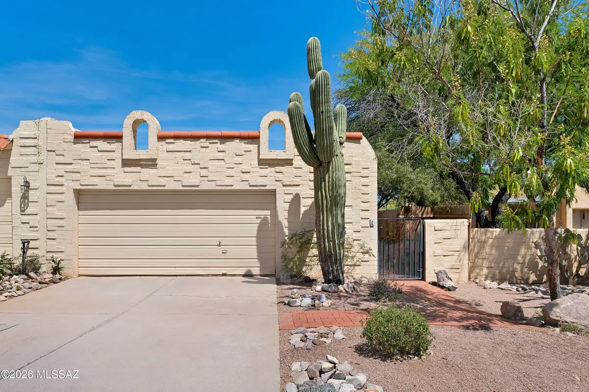 2366 W Drachman, Tucson, AZ 85745 - #1