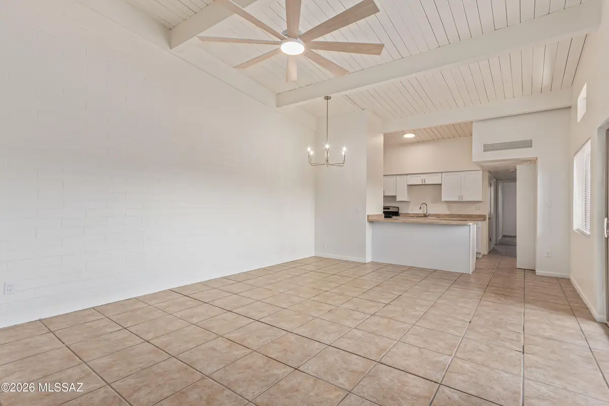 2525 N Alvernon, Tucson, AZ 85712 - #1