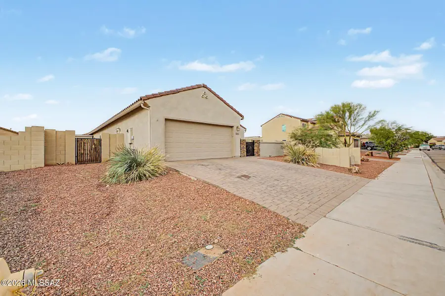 21344 E Prospector, Red Rock, AZ 85145 - #2