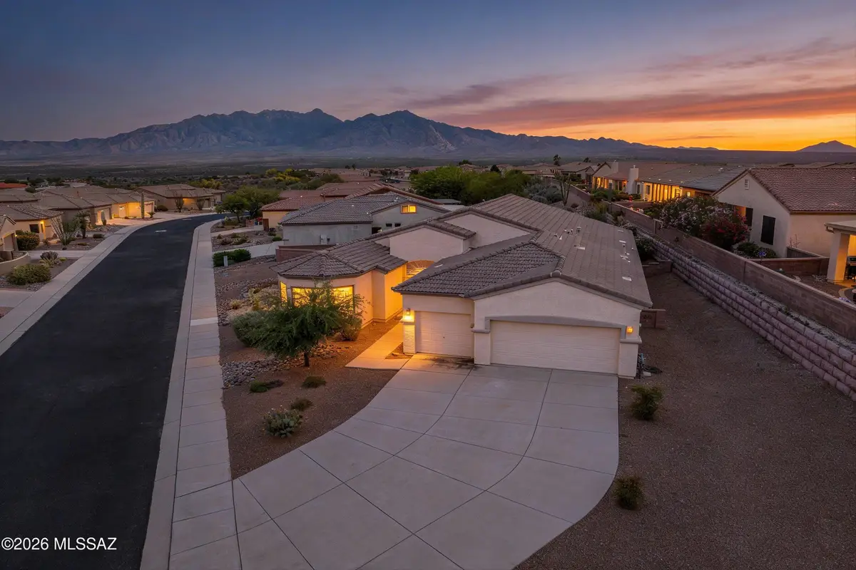 2299 W Calle Casas Lindas, Green Valley, AZ 85622 - #1
