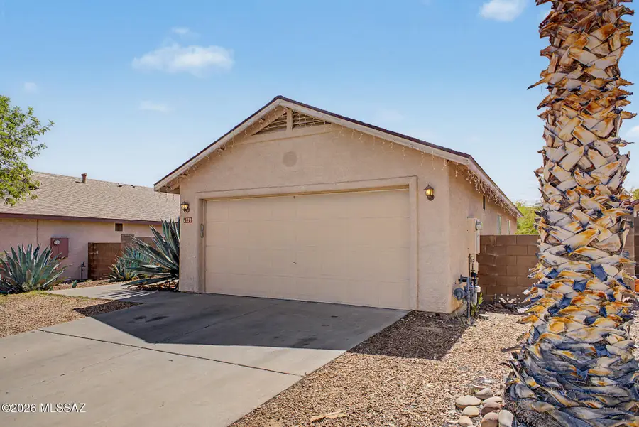 1270 N Falcon Ridge, Tucson, AZ 85745 - #3